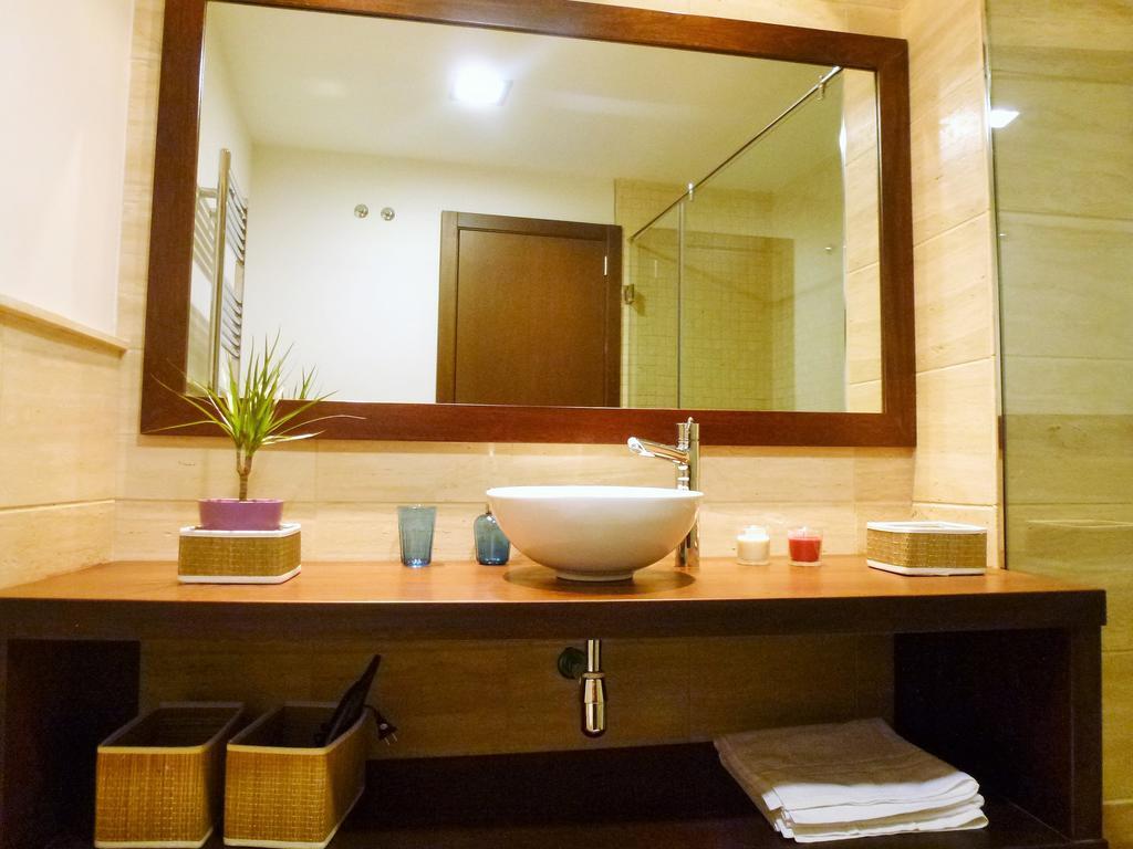 Apartamentos Nazareno Sevilla Bagian luar foto