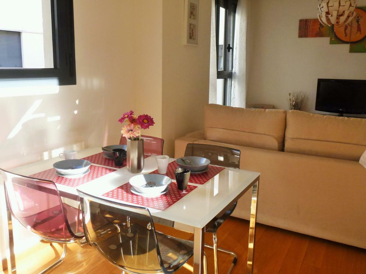 Apartamentos Nazareno Sevilla Bagian luar foto